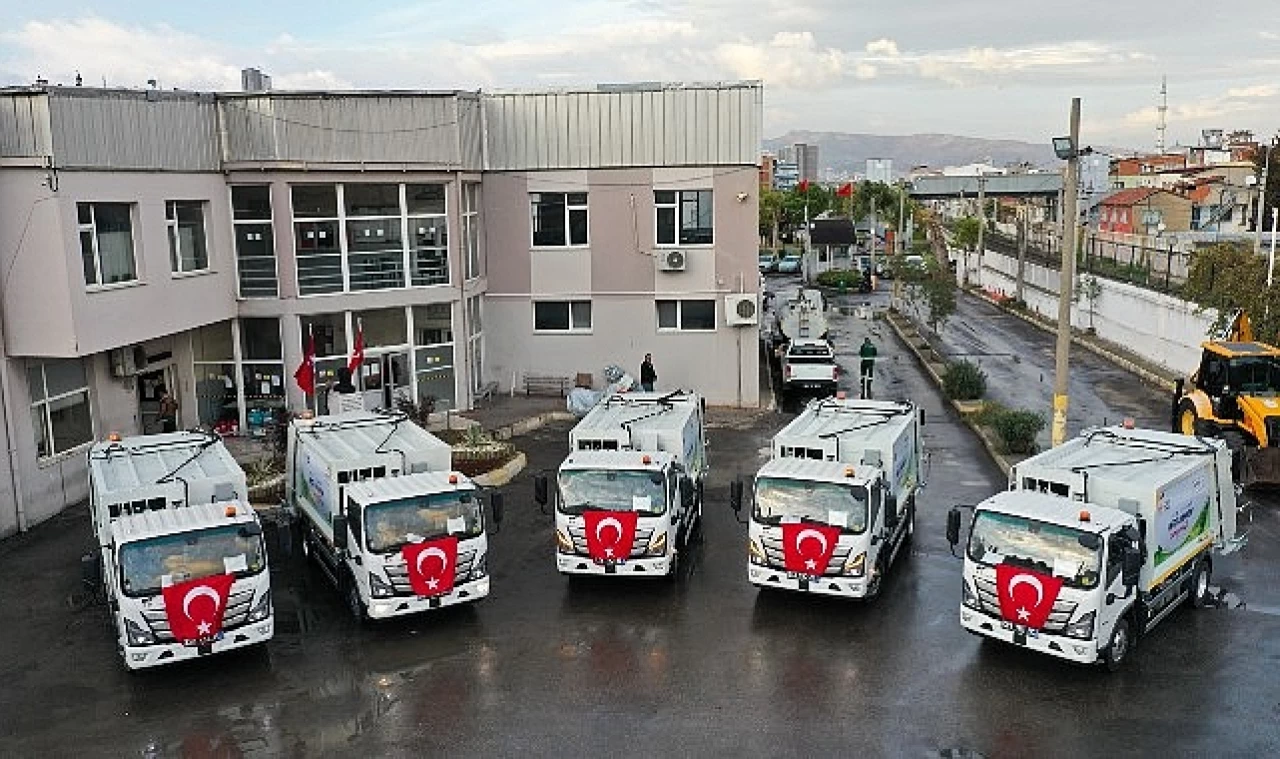 Konak Belediyesi, Başkan Nilüfer Çınarlı Mutlu ile temizlik filosunu güçlendirdi.